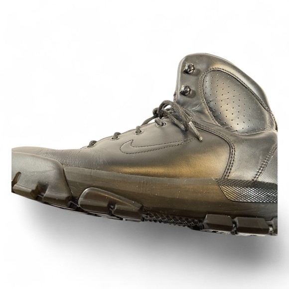 Nike Leather High-Top Black Sneakers — Size 10 - Picture 12 of 13